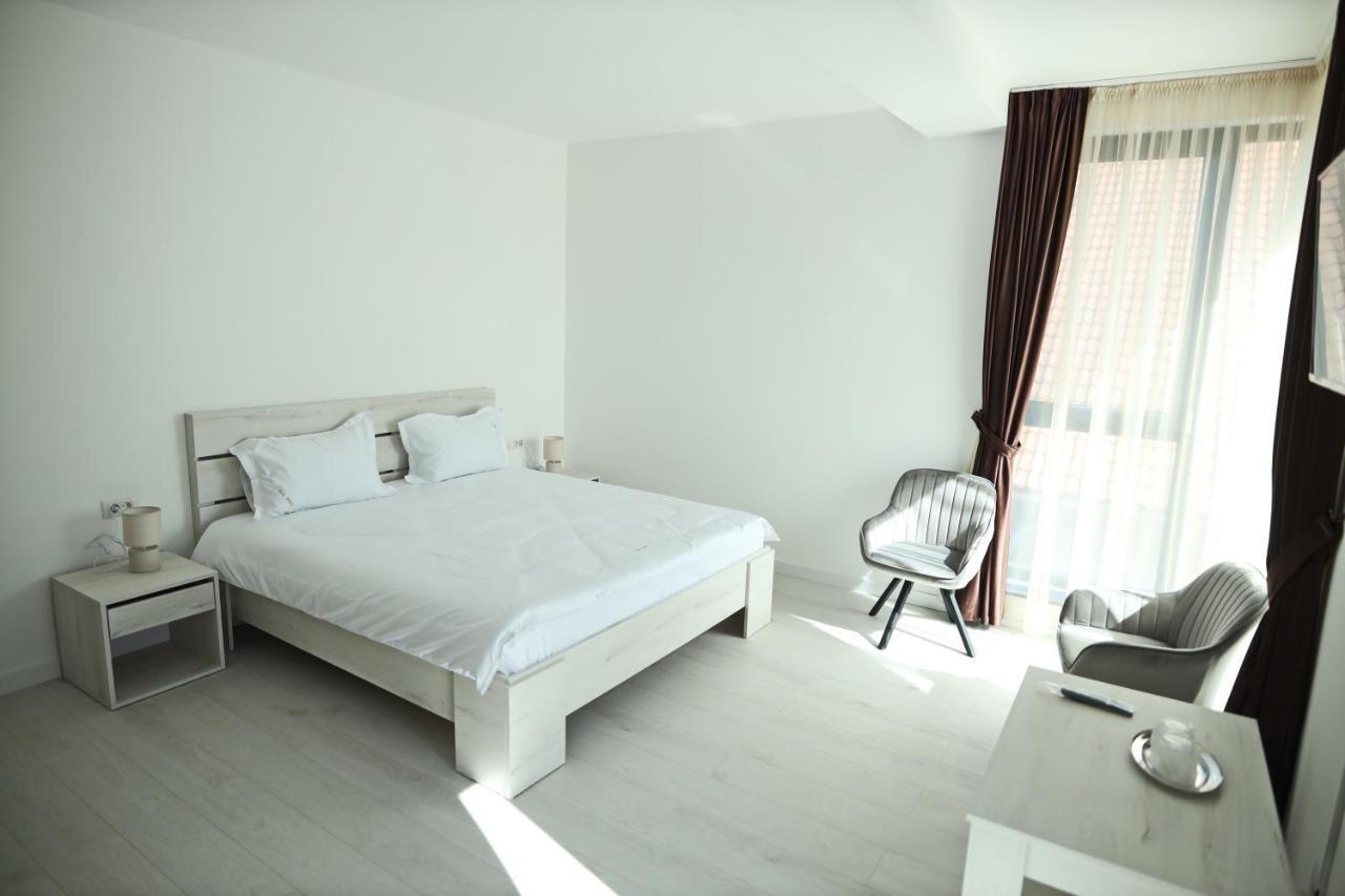 Appartamento Casa Vys Piteşti Esterno foto