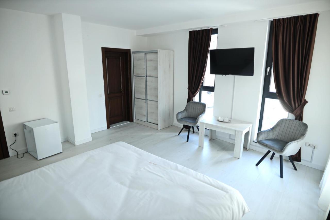 Appartamento Casa Vys Piteşti Esterno foto