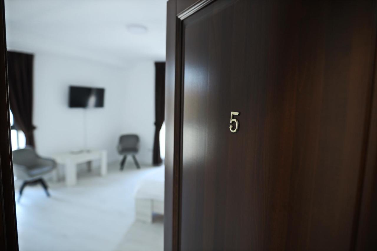 Appartamento Casa Vys Piteşti Esterno foto