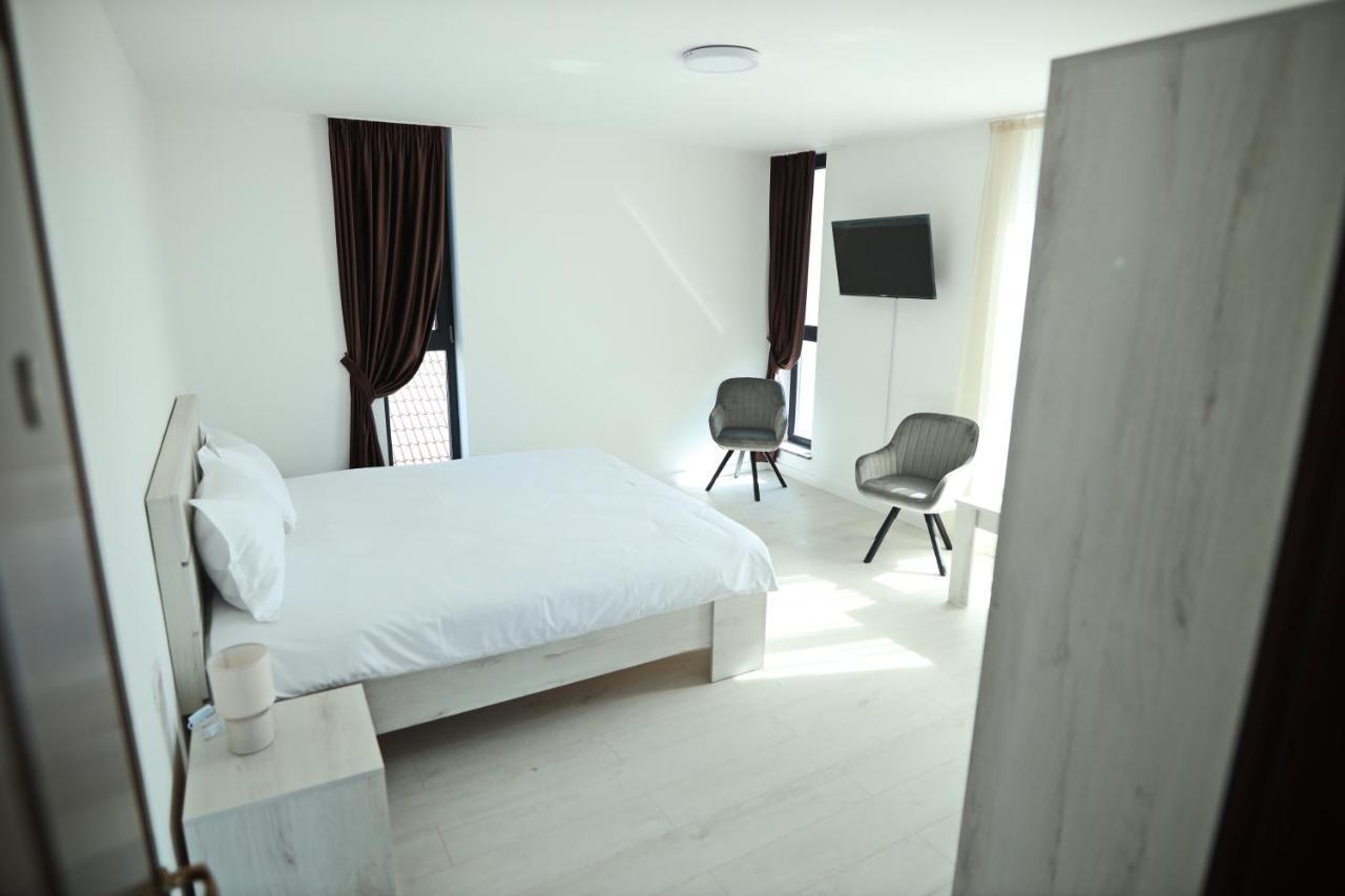 Appartamento Casa Vys Piteşti Esterno foto