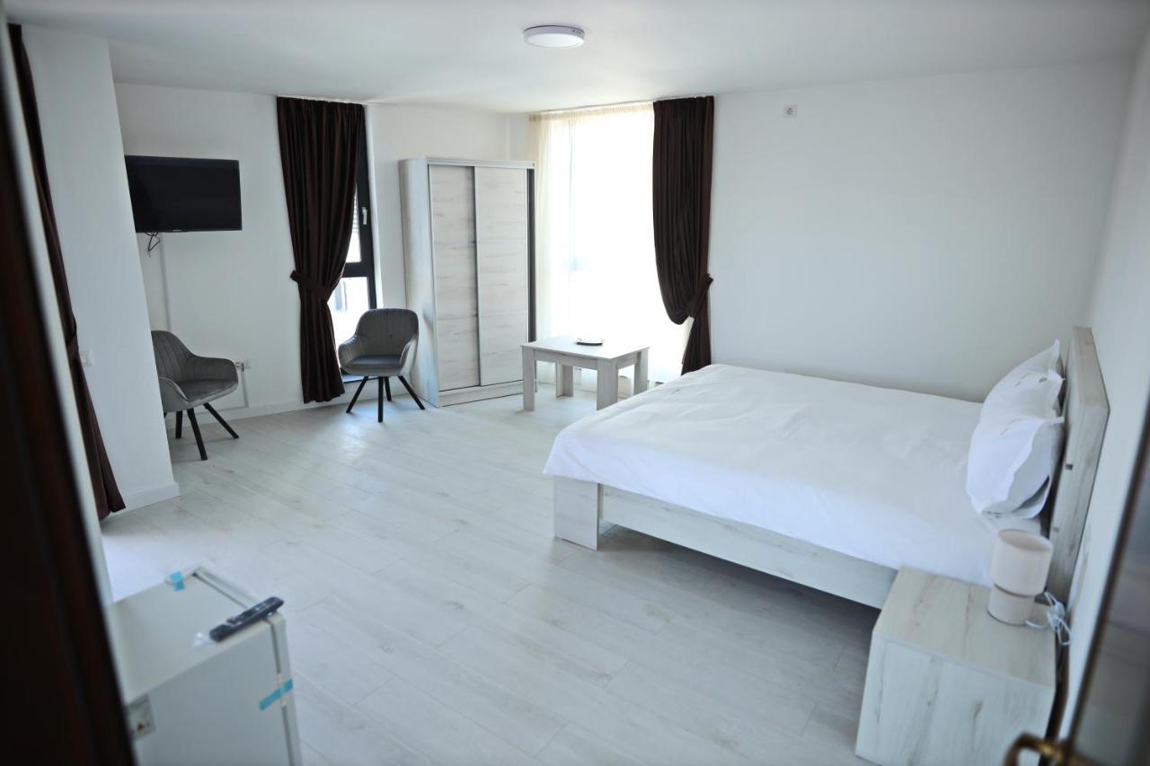 Appartamento Casa Vys Piteşti Esterno foto